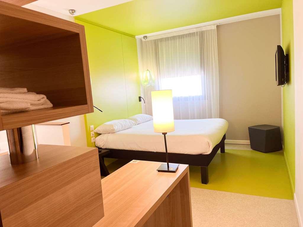 Ibis Styles Nimes Gare Centre Hotel Quarto foto